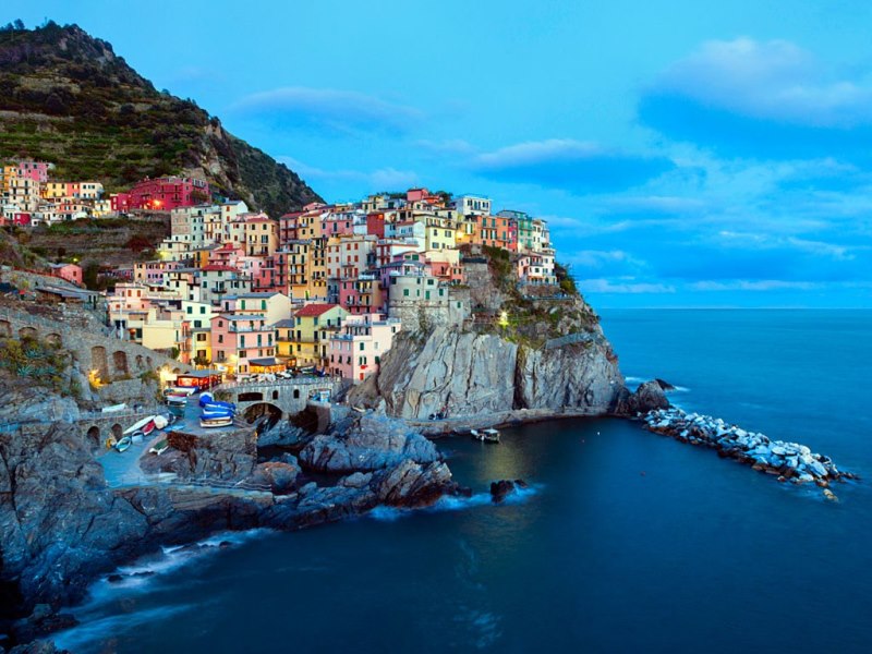 09-manarola-cinque-terre-italy-tadej-zupancic-getty.jpg 09-manarola-cinque-terre-italy-tadej-zupancic-getty.jpg