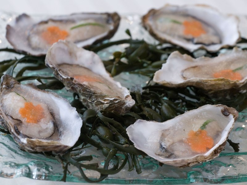 47-Oysters-Restaurant-Guy-Savoy-Paris-Alamy.jpg 47-Oysters-Restaurant-Guy-Savoy-Paris-Alamy.jpg