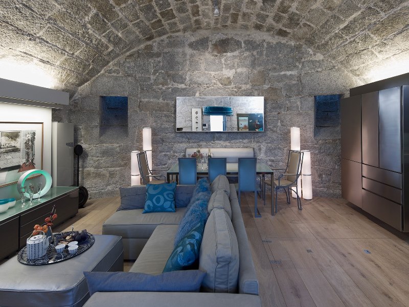 06-airbnb-martello-tower-dalkey-ireland.jpg 06-airbnb-martello-tower-dalkey-ireland.jpg