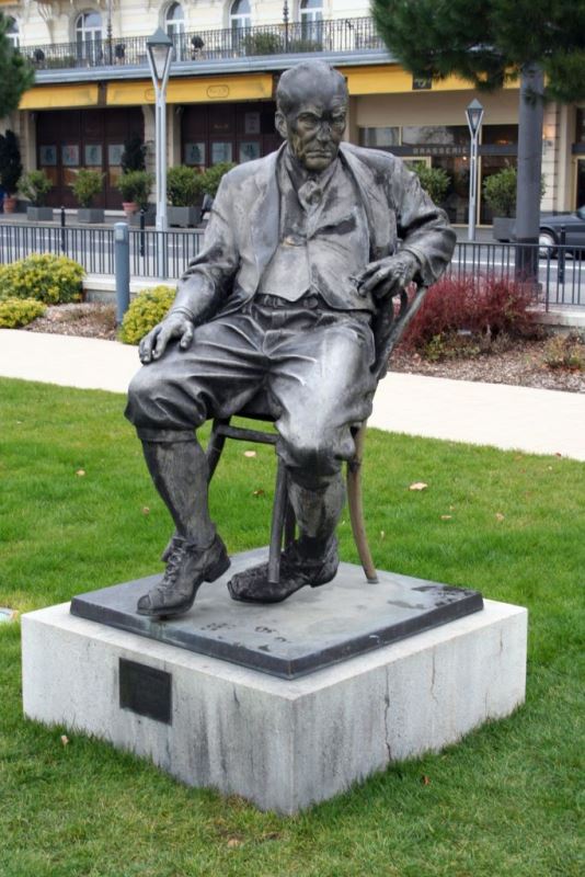 vladimir-nabokov-05.jpg vladimir-nabokov-05.jpg