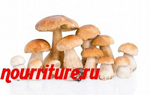 Белые грибы, жаренные с петрушкой