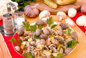 Салат с грибами и цветной капустой