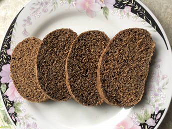 Чёрный хлеб (хлеб бородинский)